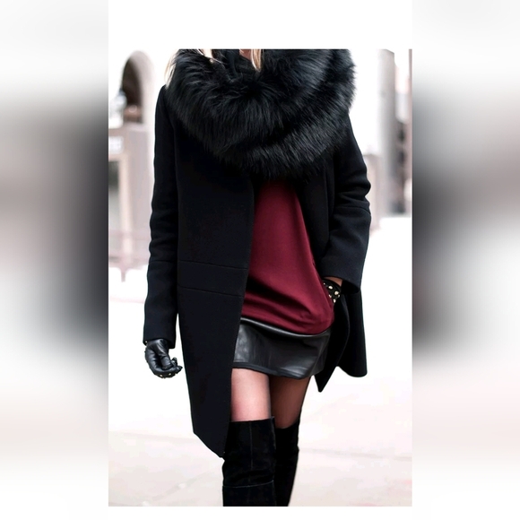 Banana Republic Burgundy And Faux Leather Shift Dress Pockets Womens Size 8 - Picture 2 of 9